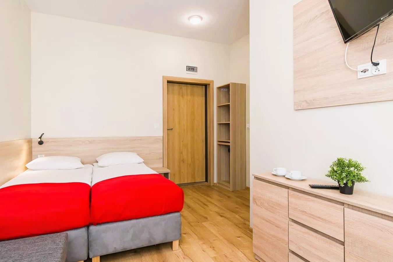 3 Wiosla Brzozowa Zatoka Hotell Brenno Eksteriør bilde